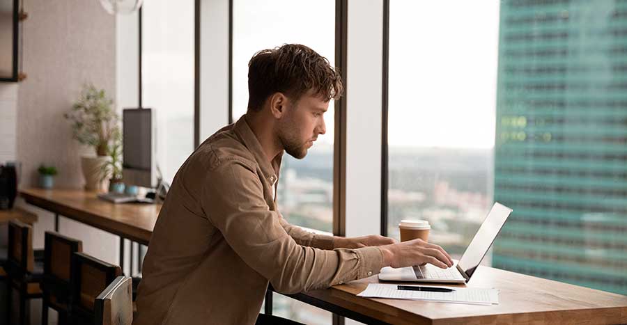 Pandemic spurs self-employed IT professionals to immigrate